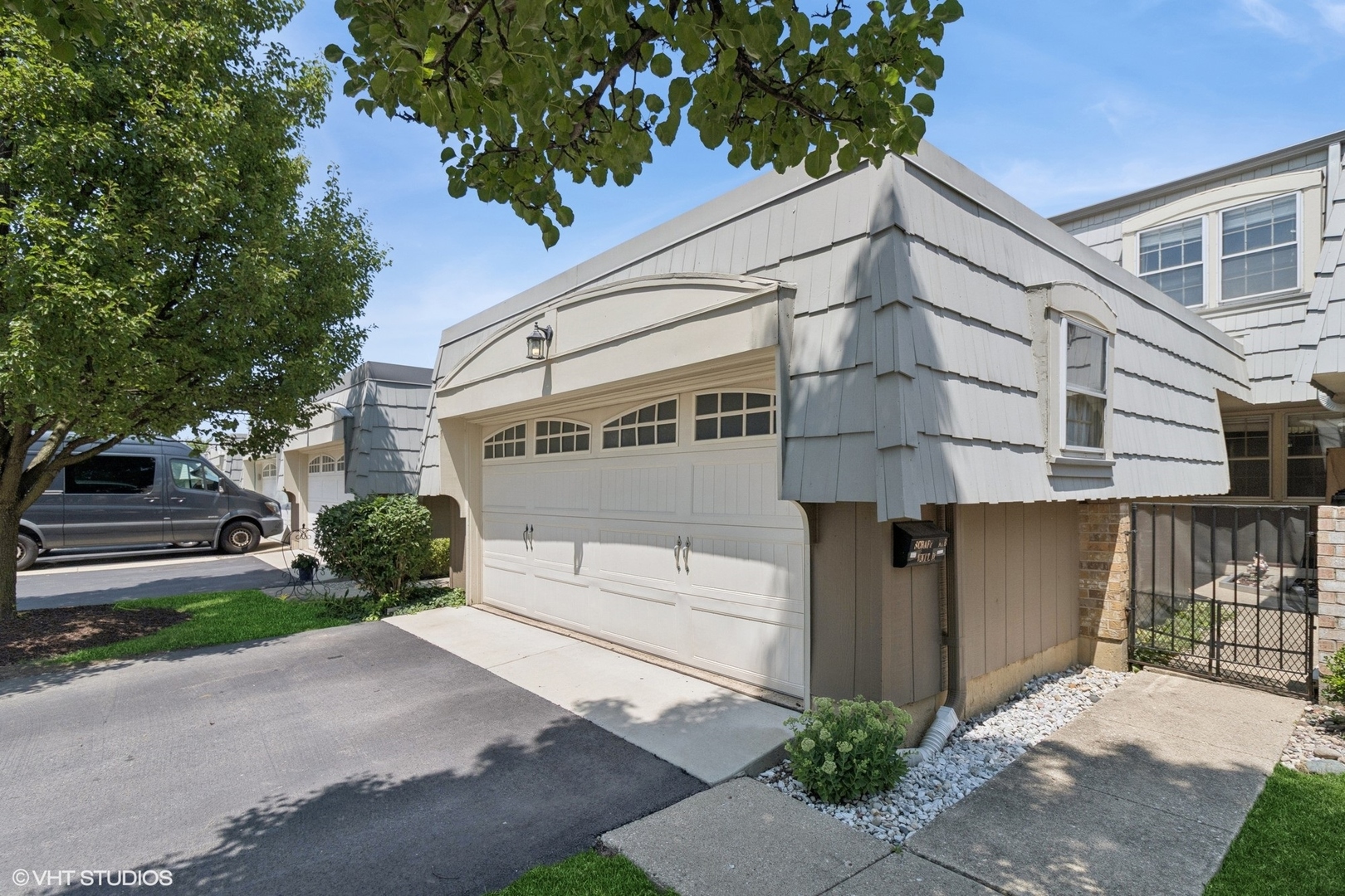 675 Versailles Circle D