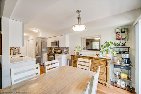 Tiny photo for 9291 Erin Lane, Orland Park, IL 60462 (MLS # 12494041)