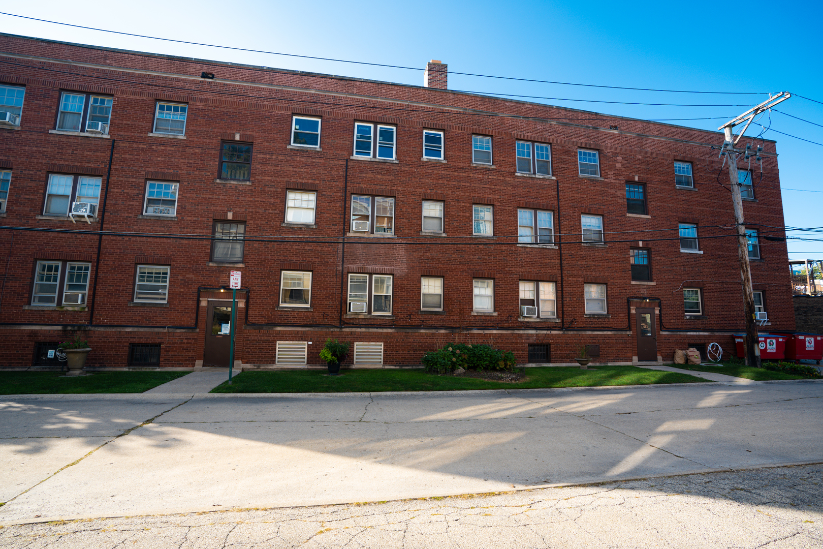 213 N Marion Street 2D