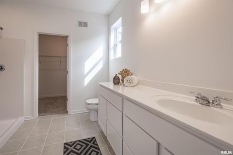 Tiny photo for Lot 9 Faiths Way, Bettendorf, IA 52722 (MLS # 12605744)