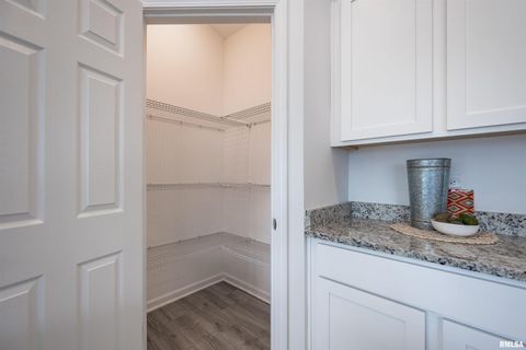 Tiny photo for Lot 9 Faiths Way, Bettendorf, IA 52722 (MLS # 12605744)