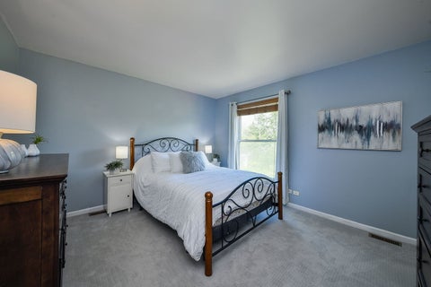 Tiny photo for 1143 Woodlake Drive, Carol Stream, IL 60188 (MLS # 12628422)