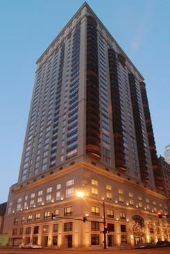 10 E Delaware Place 29C