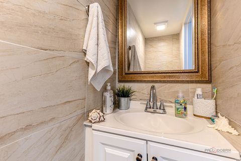 Tiny photo for 1524 Crab tree Drive #1524, Westmont, IL 60559 (MLS # 12621125)