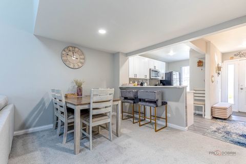 Tiny photo for 1524 Crab tree Drive #1524, Westmont, IL 60559 (MLS # 12621125)