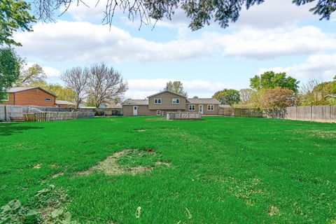 Tiny photo for 28W502 LEVERENZ Road, Naperville, IL 60564 (MLS # 12629796)