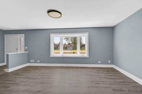 Tiny photo for 28W502 LEVERENZ Road, Naperville, IL 60564 (MLS # 12629796)