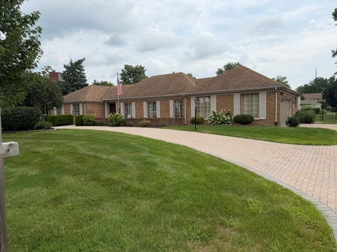 Tiny photo for 8283 Lake Ridge Drive, Burr Ridge, IL 60527 (MLS # 12723179)