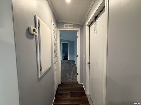 Tiny photo for 193 OAK VALLEY Drive, Carbondale, IL 62901 (MLS # EB460746)