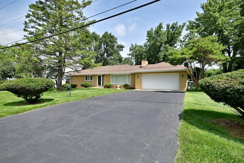 Tiny photo for 16W650 87TH Street, Willowbrook, IL 60527 (MLS # 12706616)