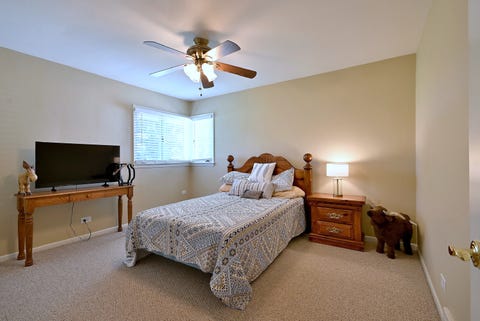 Tiny photo for 16W650 87TH Street, Willowbrook, IL 60527 (MLS # 12706616)