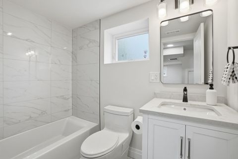 Tiny photo for 1430 E Emmerson Lane, Mount Prospect, IL 60056 (MLS # 12605512)