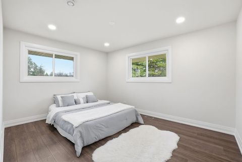 Tiny photo for 1430 E Emmerson Lane, Mount Prospect, IL 60056 (MLS # 12605512)