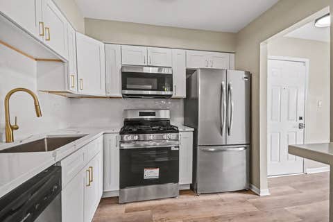 Tiny photo for 17975 Amherst Court #203, Country Club Hills, IL 60478 (MLS # 12715884)