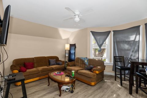 Tiny photo for 4028 W Waveland Avenue, Chicago, IL 60641 (MLS # 12500852)