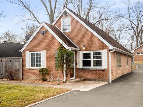 A home in Glen Ellyn