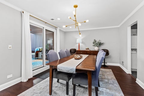 Tiny photo for 3900 Dundee Road #304, Northbrook, IL 60062 (MLS # 12786847)