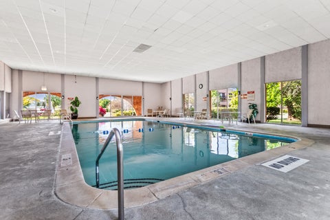 Tiny photo for 3900 Dundee Road #304, Northbrook, IL 60062 (MLS # 12786847)