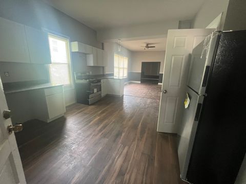 Tiny photo for 8135 S Muskegon Avenue, Chicago, IL 60617 (MLS # 12428438)