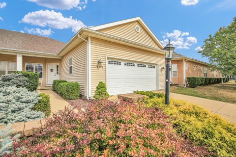 1504 Stonebluff Court 1504 Champaign IL 61822