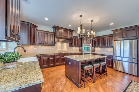 Tiny photo for 2918 Hapner Way, Batavia, IL 60510 (MLS # 12449976)