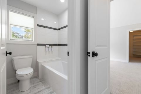 Tiny photo for 469 S Sunnyside Avenue, Elmhurst, IL 60126 (MLS # 12459101)