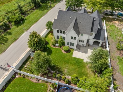 Tiny photo for 469 S Sunnyside Avenue, Elmhurst, IL 60126 (MLS # 12459101)