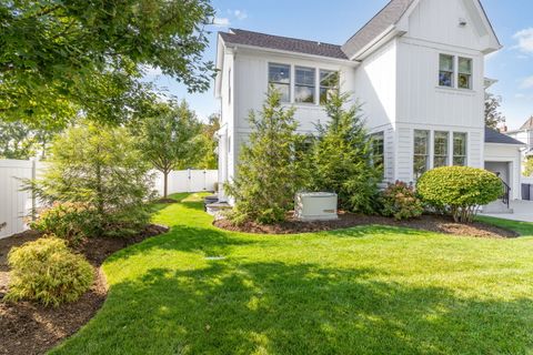 Tiny photo for 469 S Sunnyside Avenue, Elmhurst, IL 60126 (MLS # 12459101)