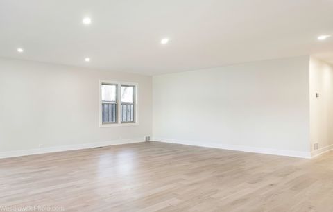 Tiny photo for 1087 Andean Place, Highland Park, IL 60035 (MLS # 12623273)