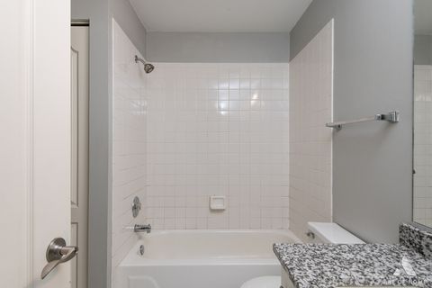 Tiny photo for 61 Willow Parkway, Buffalo Grove, IL 60089 (MLS # 12397237)