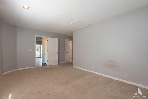 Tiny photo for 61 Willow Parkway, Buffalo Grove, IL 60089 (MLS # 12397237)