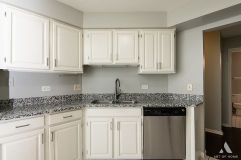 Tiny photo for 61 Willow Parkway, Buffalo Grove, IL 60089 (MLS # 12397237)