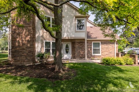 Tiny photo for 61 Willow Parkway, Buffalo Grove, IL 60089 (MLS # 12397237)