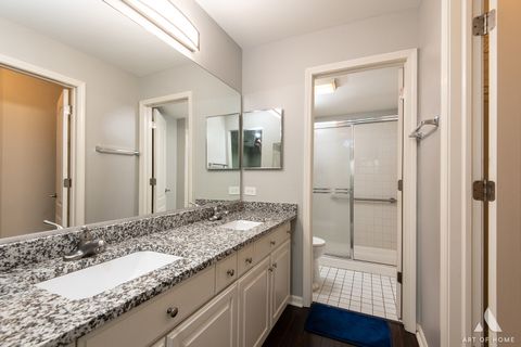 Tiny photo for 61 Willow Parkway, Buffalo Grove, IL 60089 (MLS # 12397237)