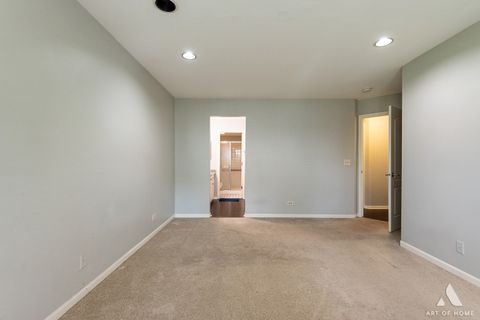 Tiny photo for 61 Willow Parkway, Buffalo Grove, IL 60089 (MLS # 12397237)