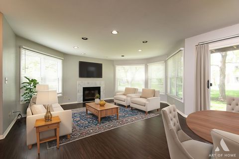 Tiny photo for 61 Willow Parkway, Buffalo Grove, IL 60089 (MLS # 12397237)