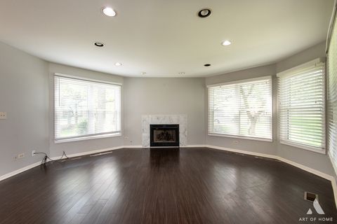 Tiny photo for 61 Willow Parkway, Buffalo Grove, IL 60089 (MLS # 12397237)