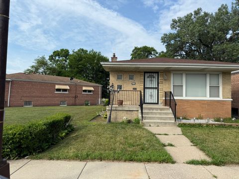 Tiny photo for 8114 S Anthony Avenue, Chicago, IL 60617 (MLS # 12533896)