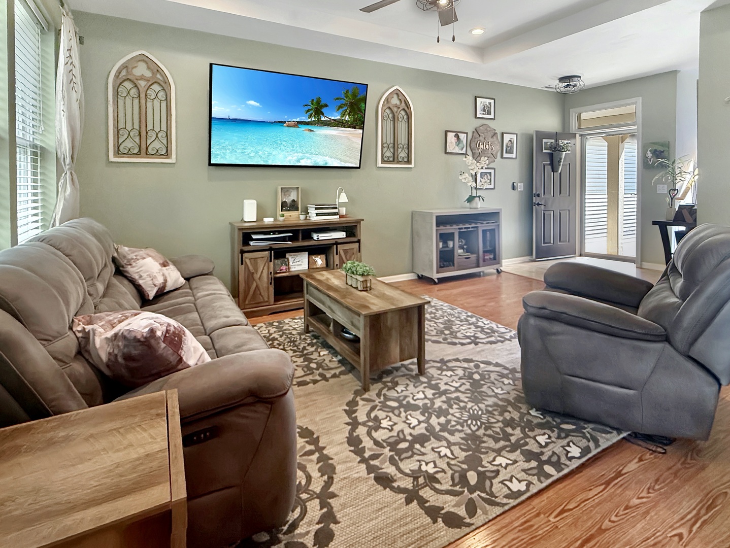 2886 Falling Waters Lane