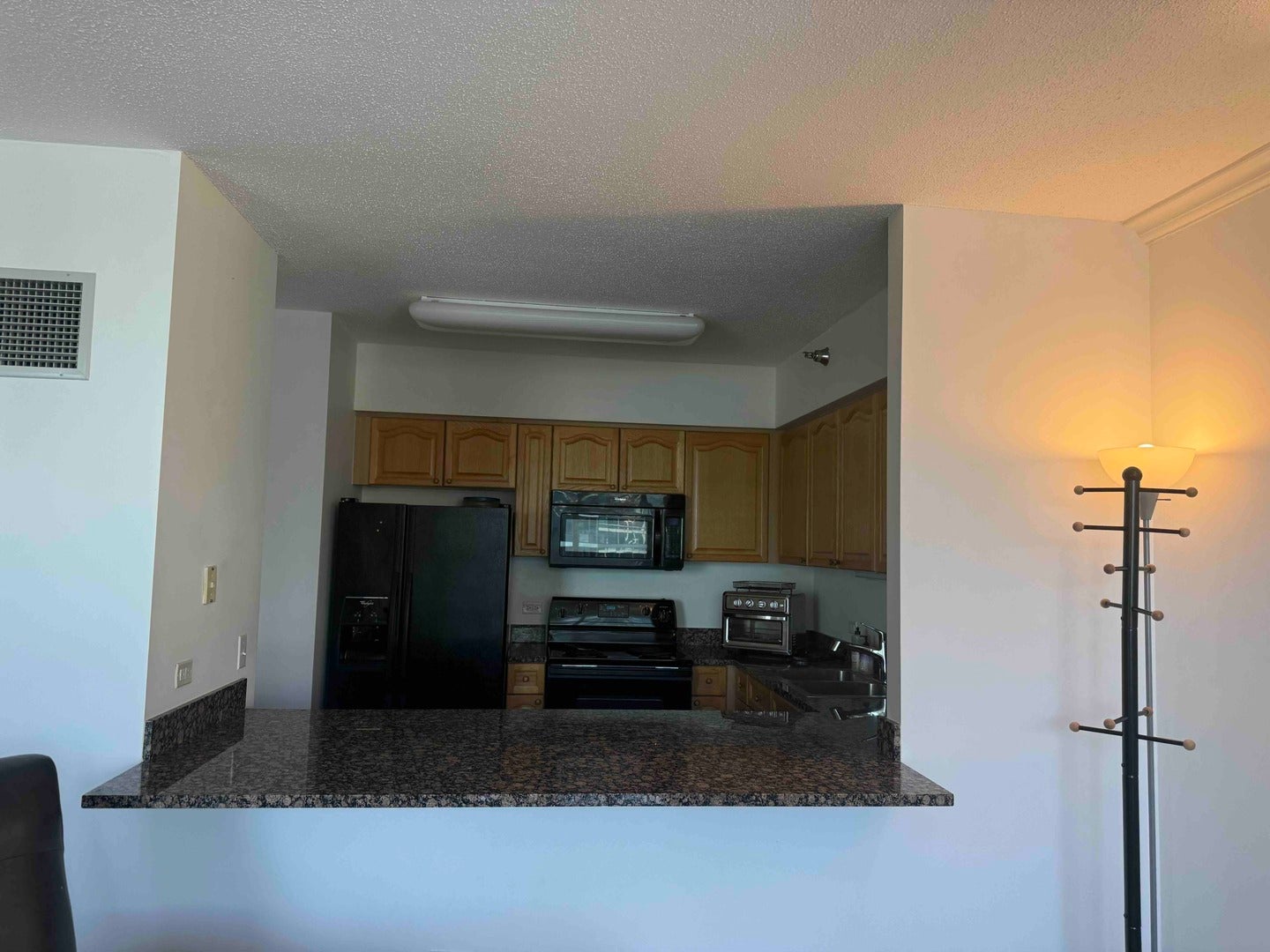 512 N MCCLURG Court 4003