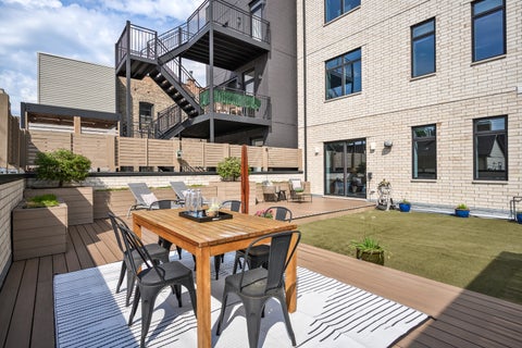 Tiny photo for 2040 N Damen Avenue #2, Chicago, IL 60647 (MLS # 12743406)