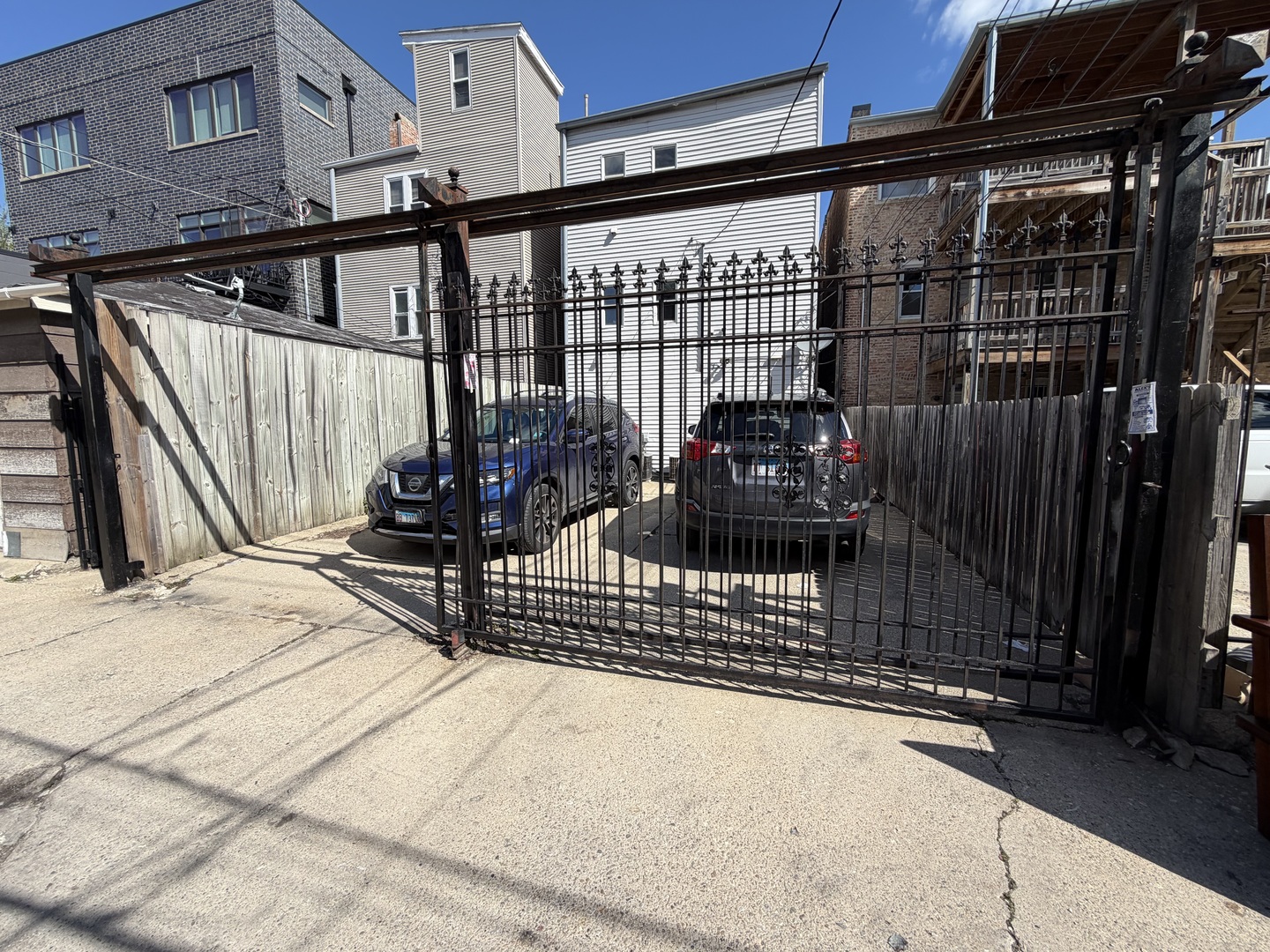 2323 W Fullerton Avenue