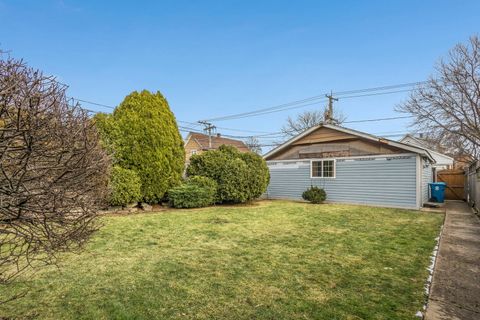 Tiny photo for 208 Lathrop Avenue, Forest Park, IL 60130 (MLS # 12544181)