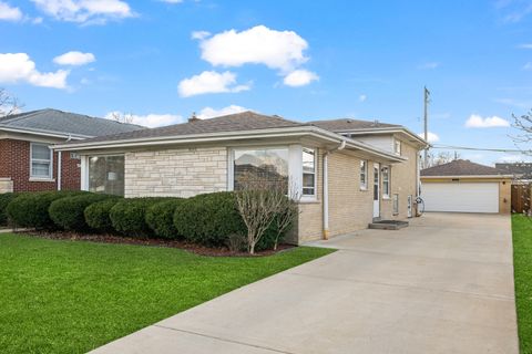 Photo of 2610 Sunnyside Avenue, Westchester, IL 60154 (MLS # 12593174)