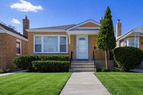 Photo of 14510 S Lowe Avenue, Riverdale, IL 60827 (MLS # 12616990)