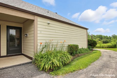 Photo of 3338 Berwyn Avenue #95, North Chicago, IL 60064 (MLS # 12423804)