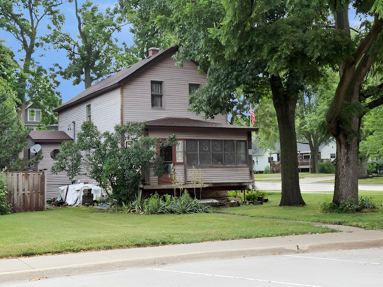 201 W Church Street