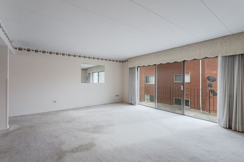 Tiny photo for 10416 Mansfield Avenue #2SW, Oak Lawn, IL 60453 (MLS # 12523719)