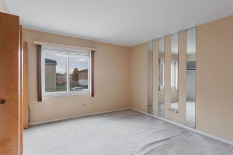 Tiny photo for 10416 Mansfield Avenue #2SW, Oak Lawn, IL 60453 (MLS # 12523719)