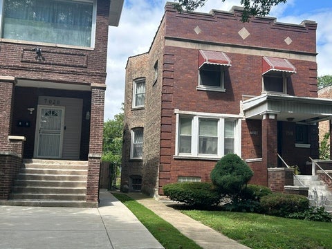 Tiny photo for 7018 S Calumet Avenue, Chicago, IL 60637 (MLS # 12714353)